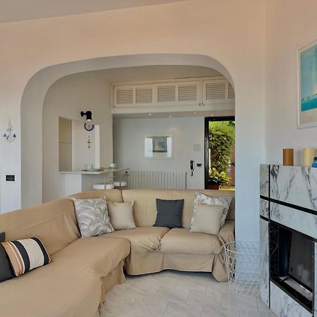 Apartament Porto Santo Stefano Vista Mare + Parcheggio Gratuito Zewnętrze zdjęcie