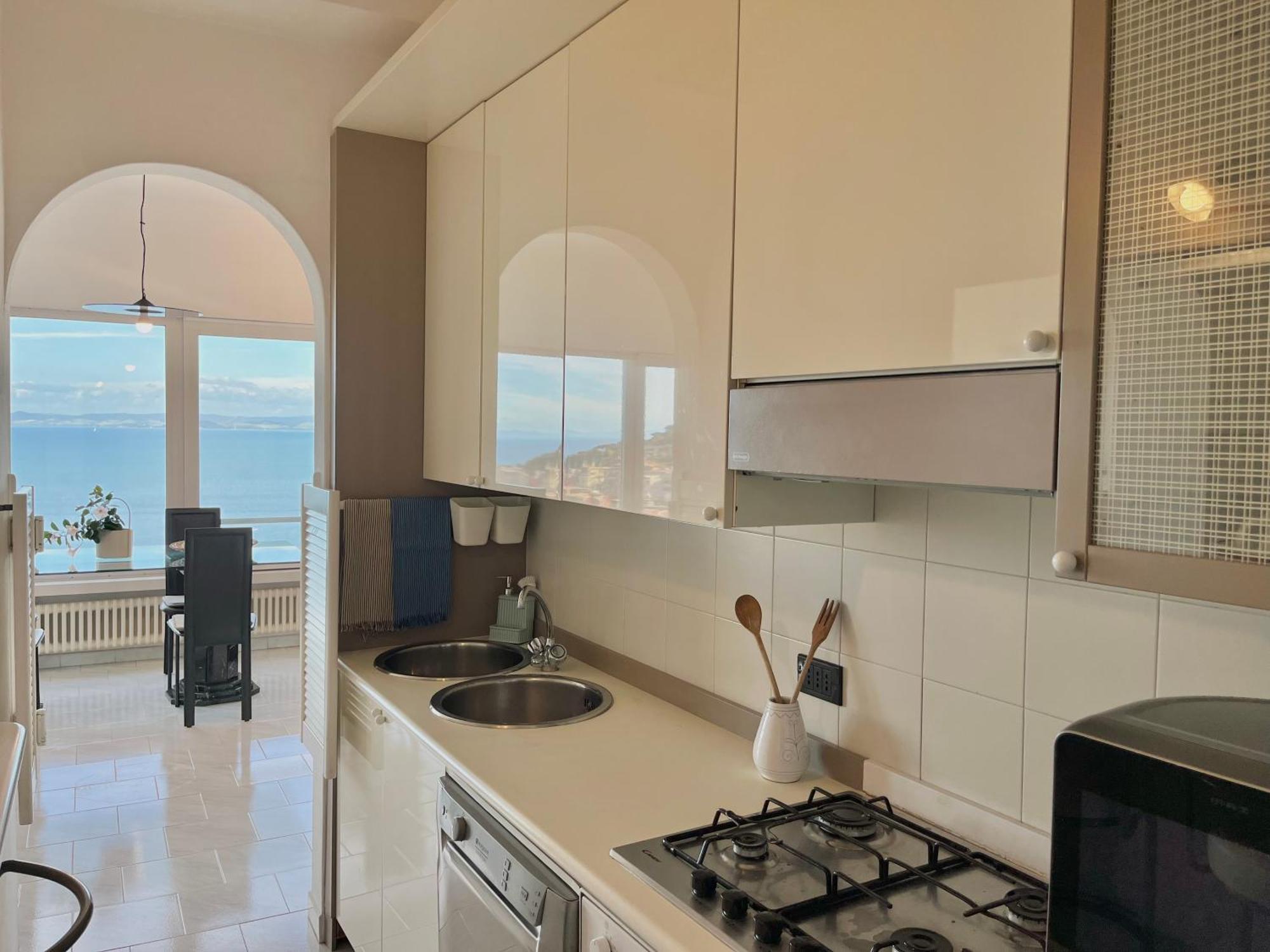 Apartament Porto Santo Stefano Vista Mare + Parcheggio Gratuito Zewnętrze zdjęcie